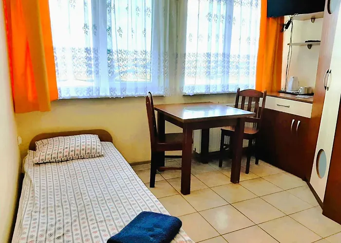 Отель Harcerski Osrodek Morski W Pucku Пуцк